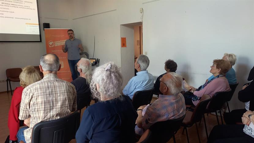 Slika: U Splitu održano predavanje o javnim uslugama za potrošače